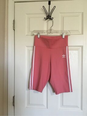 Adidas Originals Women's High-Waisted Primeblue Shorts Hazy Rose size s NWT